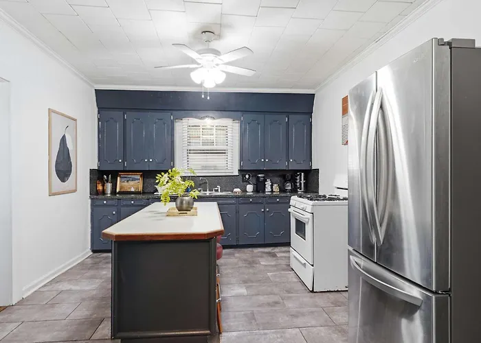 Quiet Private Near Ul & Downtown Lafayette